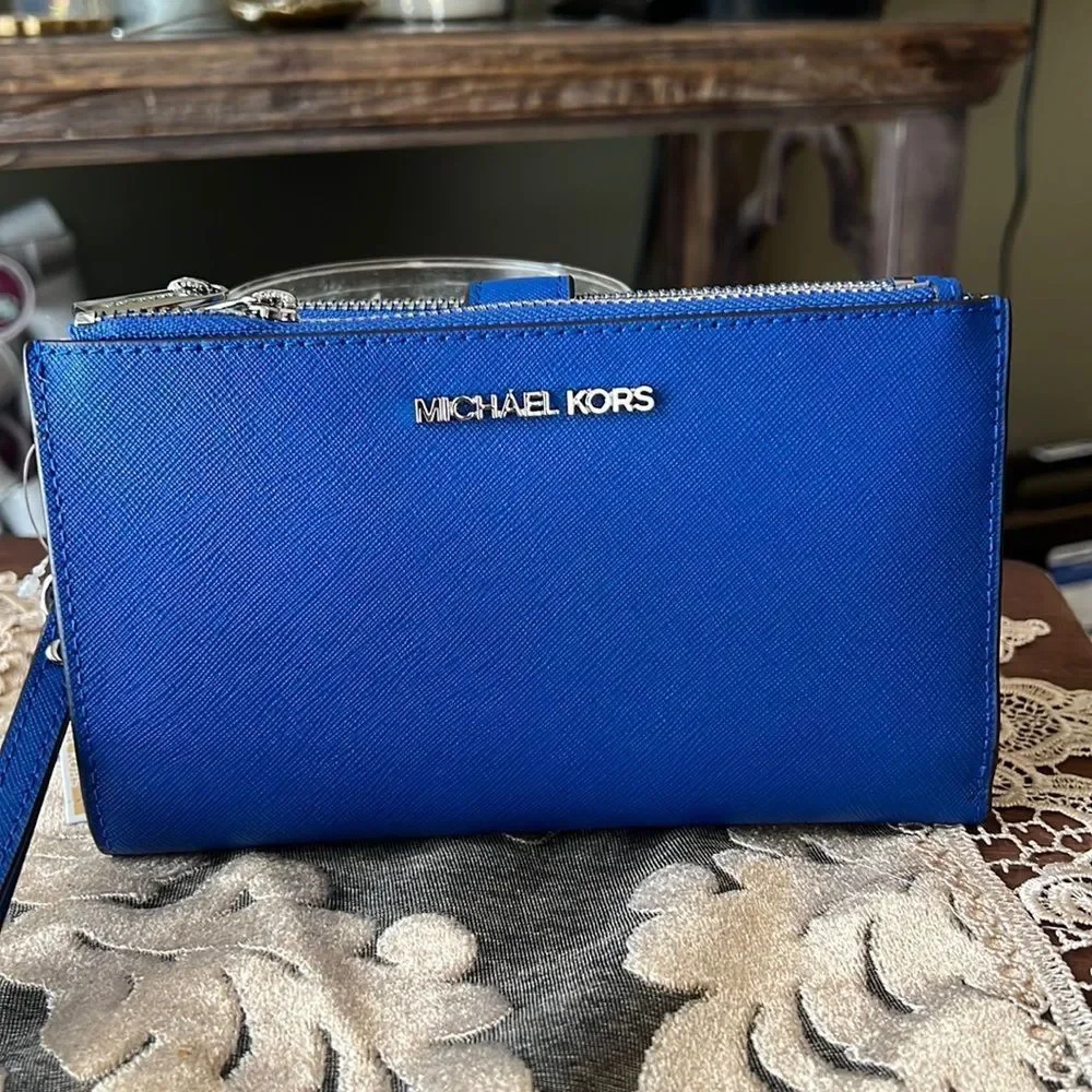 Michael Kors double zipper wallet